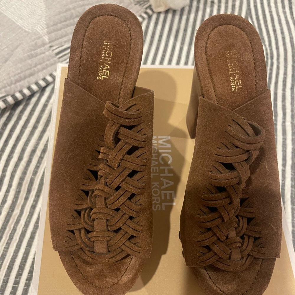 Mk westly mule sure sandals